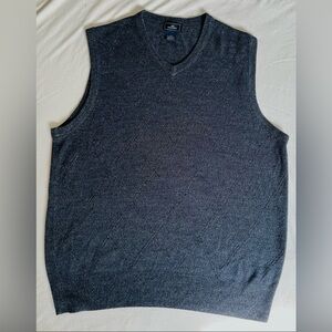 Dockers men’s sweater golf vest size, large charcoal, gray